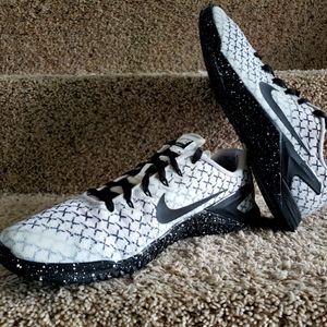 Men's Nike Metcon 4 size 11.5
